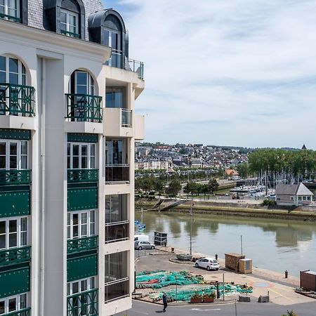 Sowell Hotels Le Beach Trouville-sur-Mer Luaran gambar