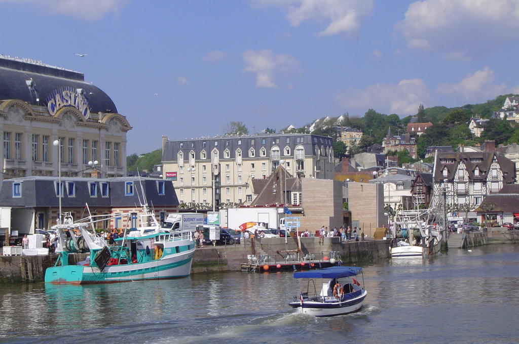 Sowell Hotels Le Beach Trouville-sur-Mer Luaran gambar