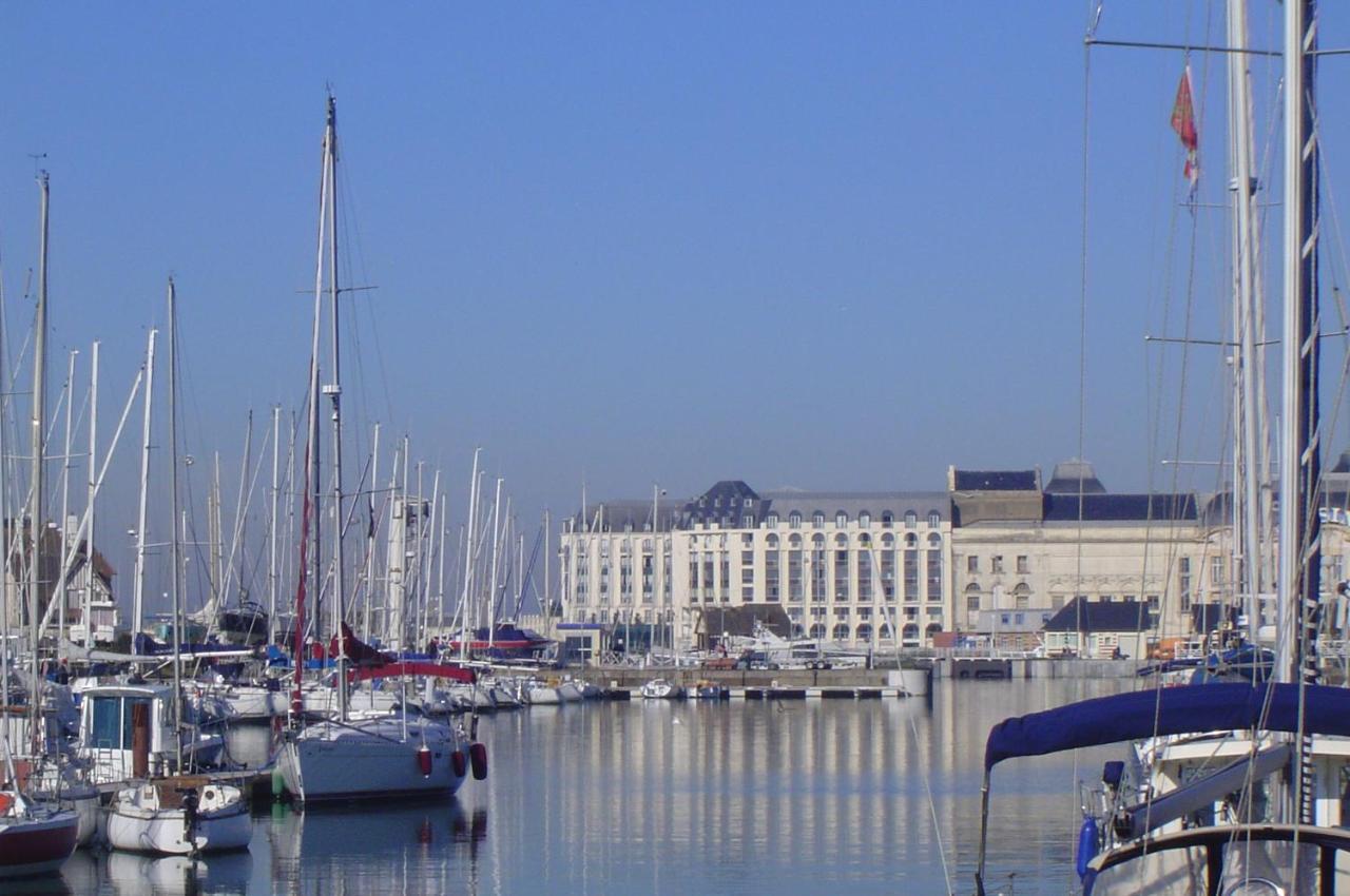 Sowell Hotels Le Beach Trouville-sur-Mer Luaran gambar