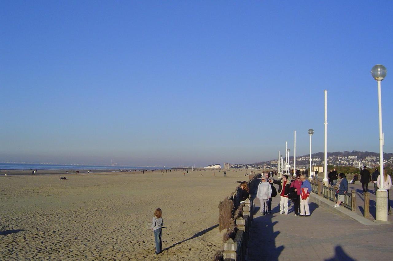 Sowell Hotels Le Beach Trouville-sur-Mer Luaran gambar