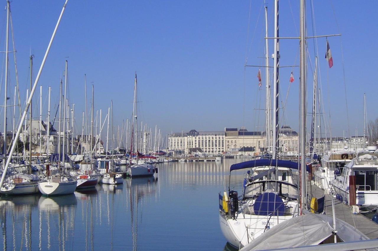 Sowell Hotels Le Beach Trouville-sur-Mer Luaran gambar